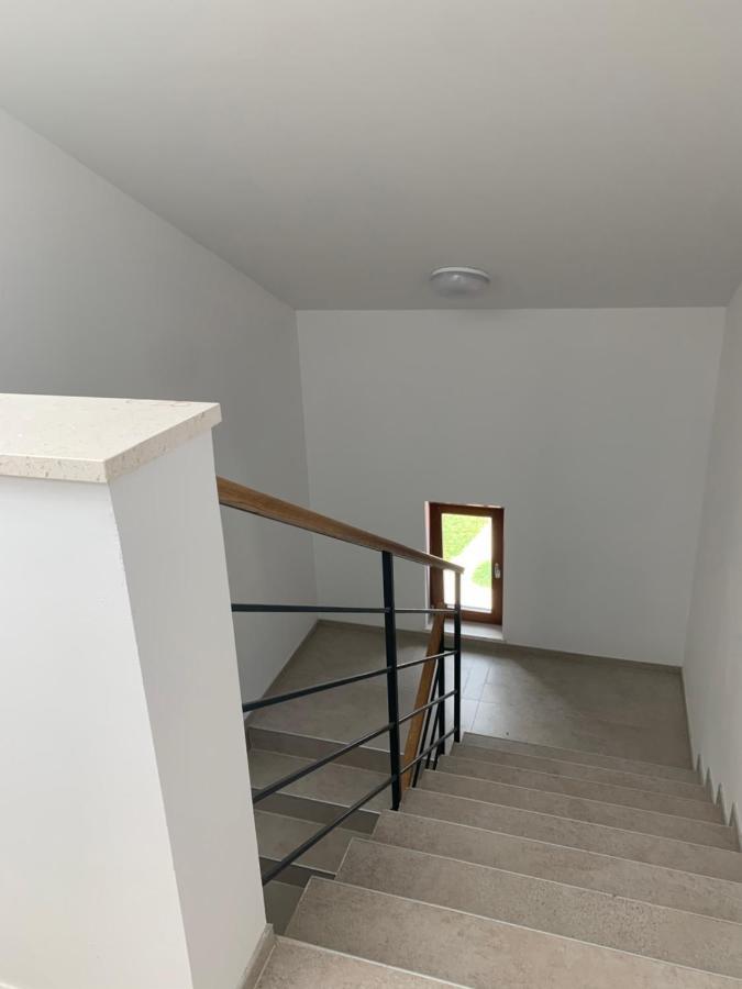 Apartman Mujo Cres Exteriör bild